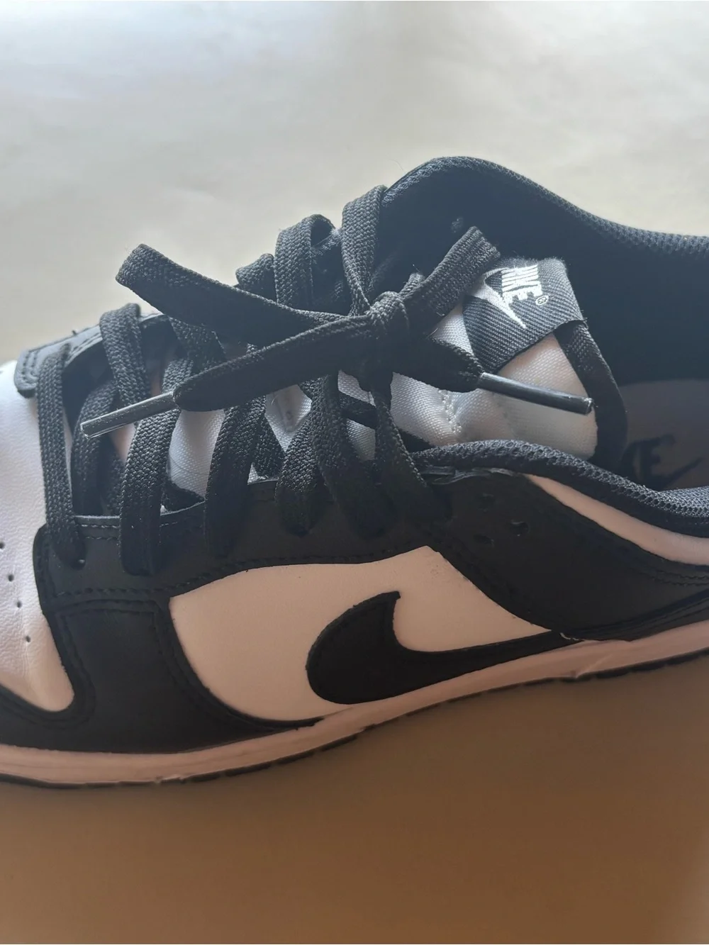 Nike Women's Black and White Athletic Sneakers